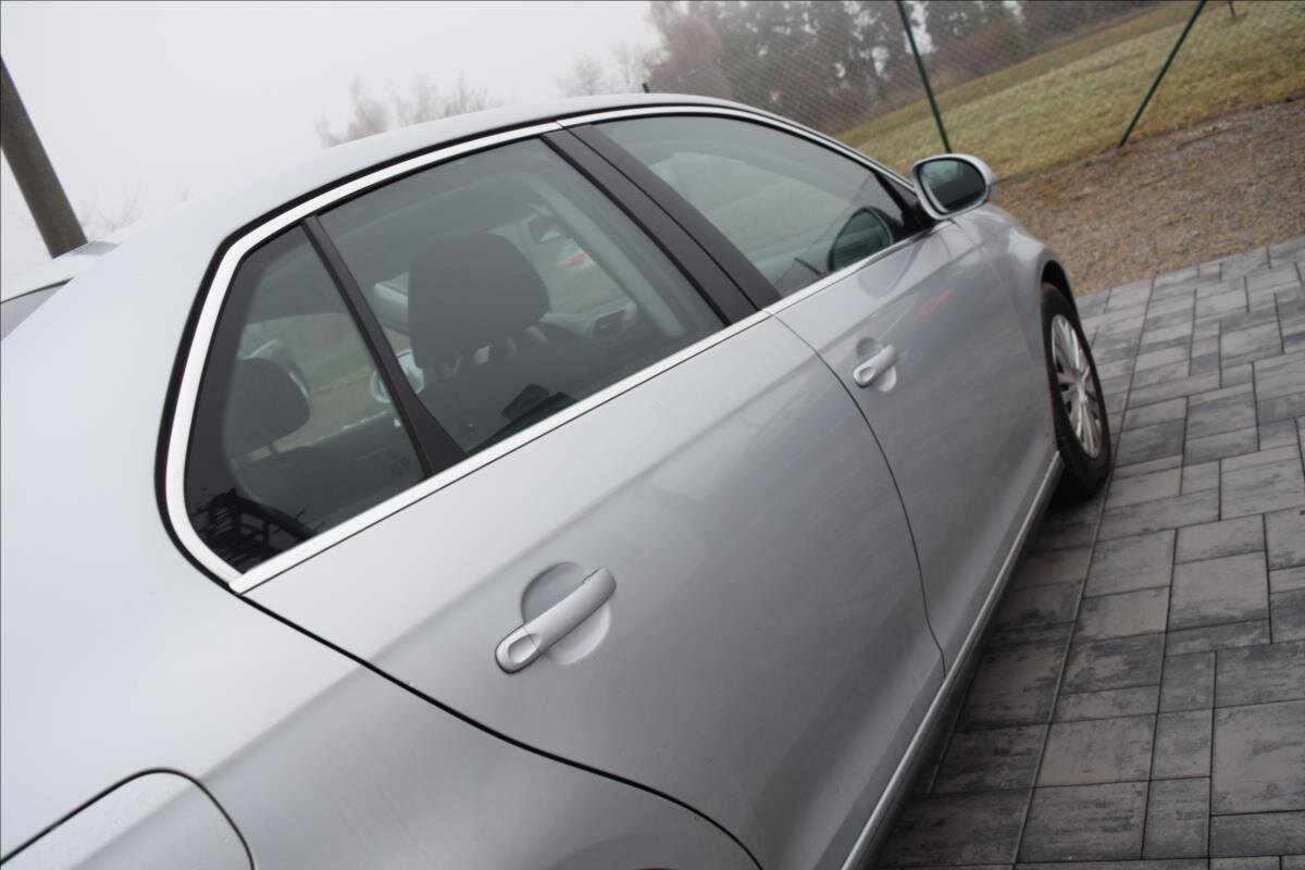 Volkswagen Jetta Kombi 1,4 l 90 kw