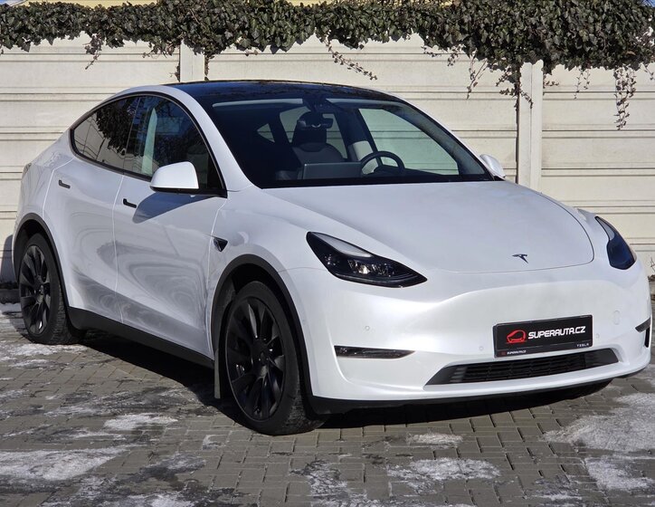 Tesla Model Y SUV 0,0 378 kw
