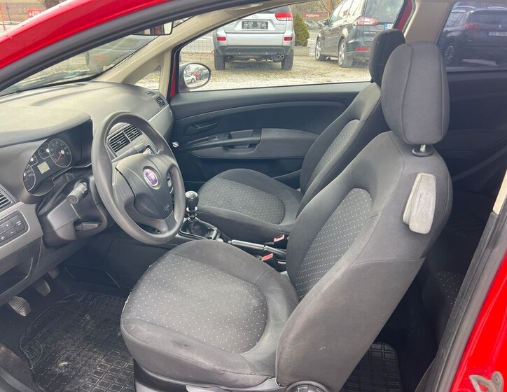 Fiat Grande Punto Kombi 1,2 l 48 kw