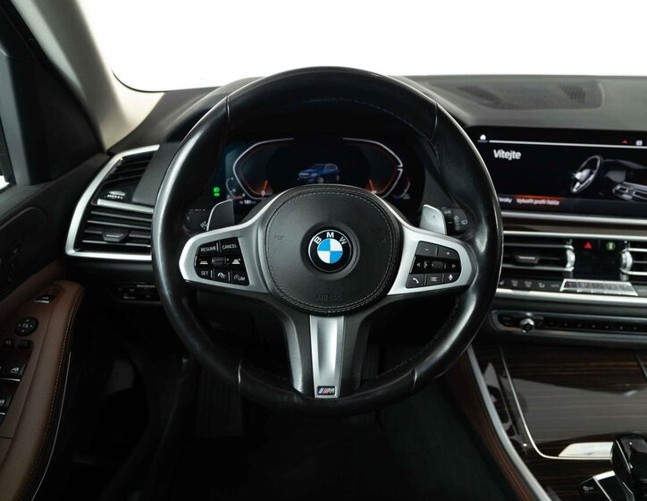 BMW X5 SUV / Terénní 3,0 l 210 kw