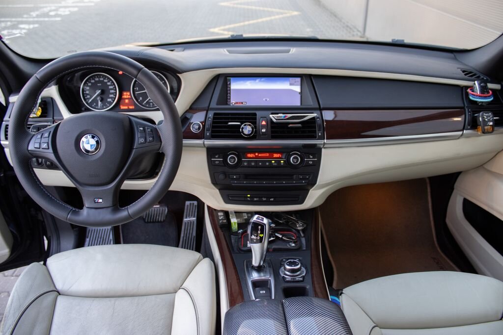 BMW X5 SUV / Terénní 3,0 l 225 kw