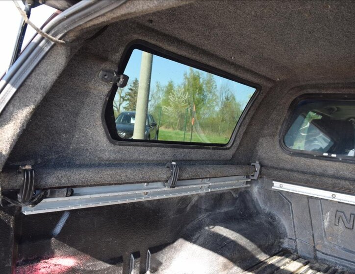 Nissan Navara Pick-up 3,0 l 170 kw