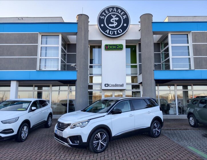 Peugeot 5008 MPV 1,6 l 88 kw