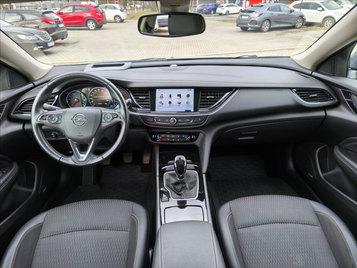 Opel Insignia Hatchback 2,0 l 125 kw