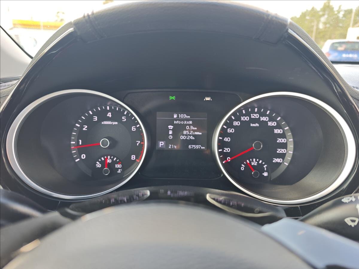 KIA Ceed Hatchback 1,4 l 103 kw