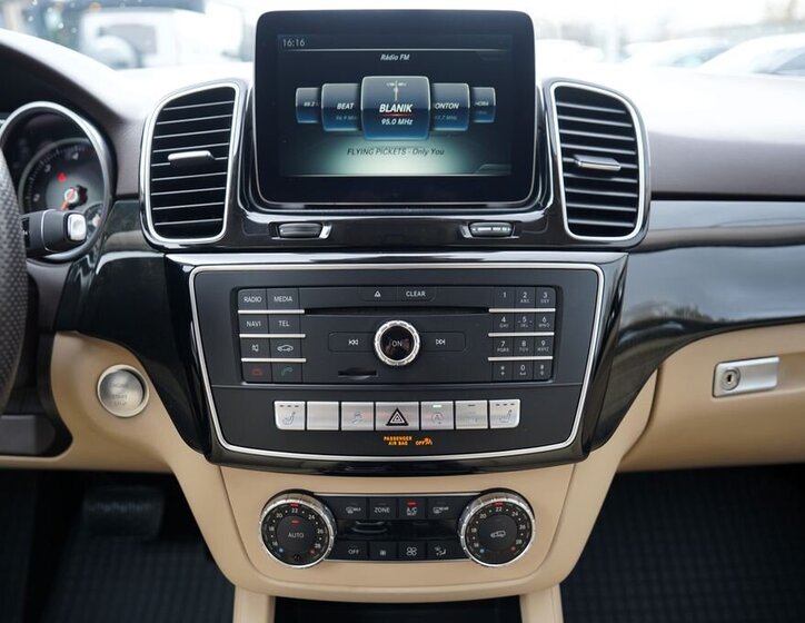 Mercedes-Benz GLE SUV / Terénní 3,0 l 190 kw