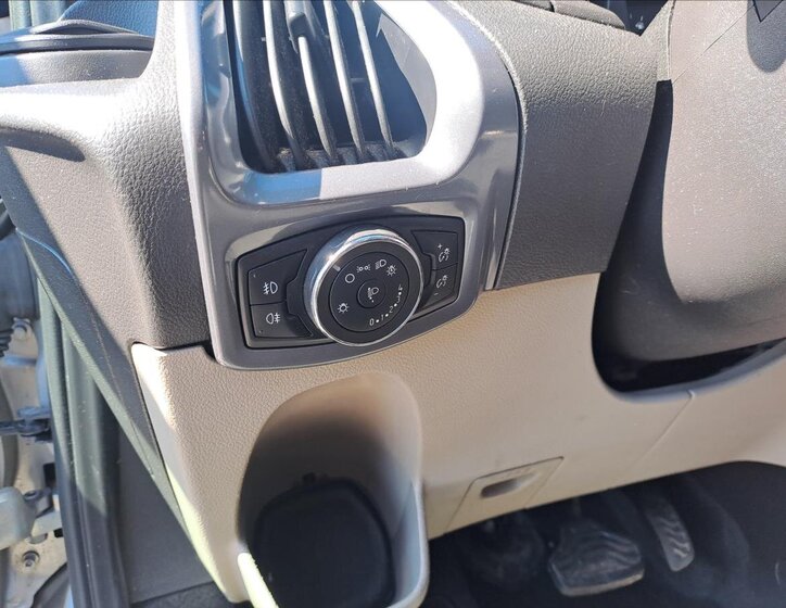 Ford Tourneo Custom Ostatní 2,0 l 96 kw