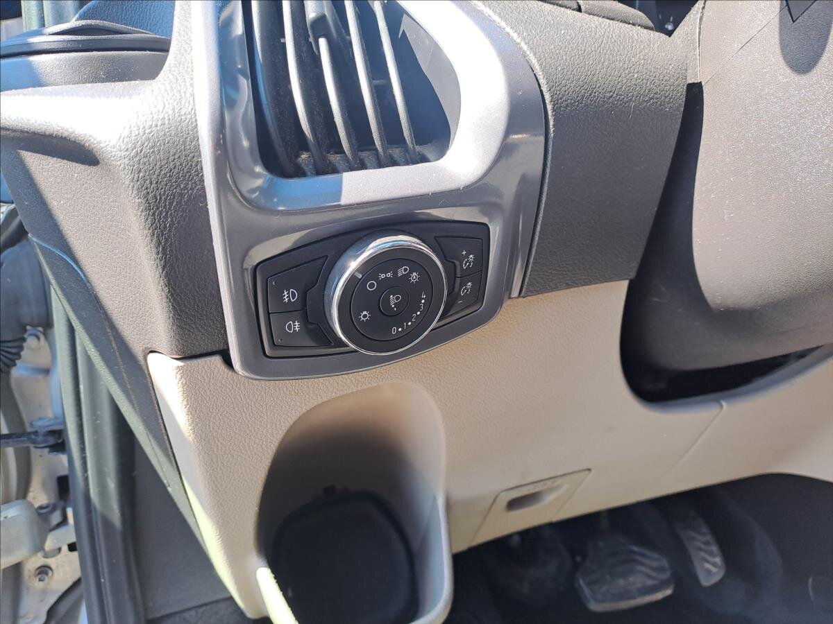 Ford Tourneo Custom Ostatní 2,0 l 96 kw