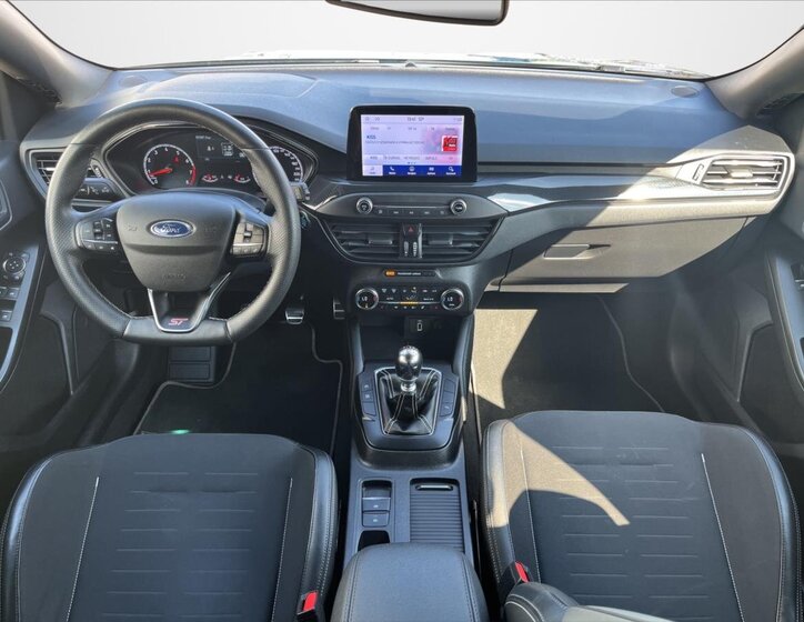 Ford Focus Hatchback 2,3 l 206 kw