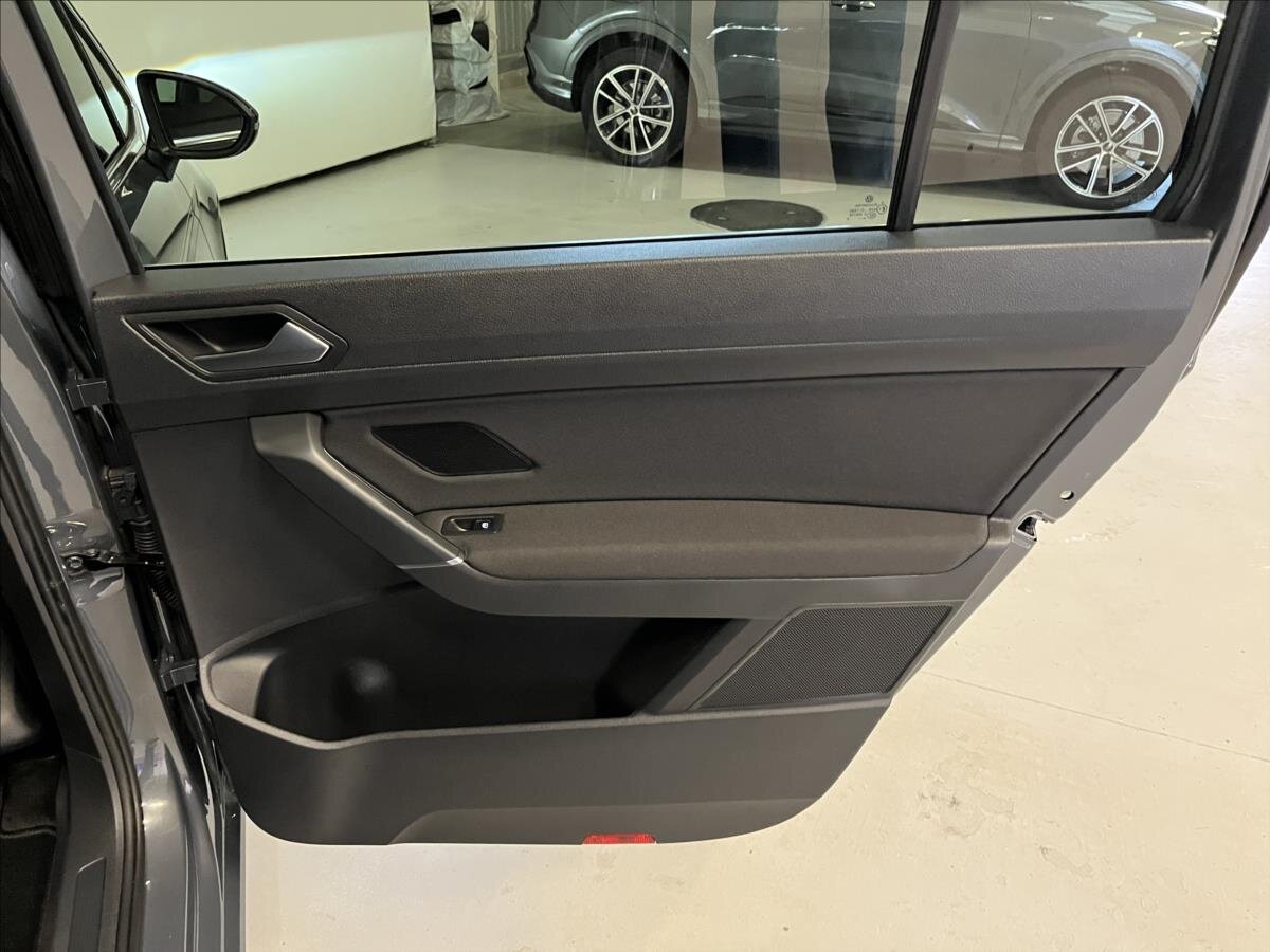 Volkswagen Touran MPV 1,5 l 110 kw