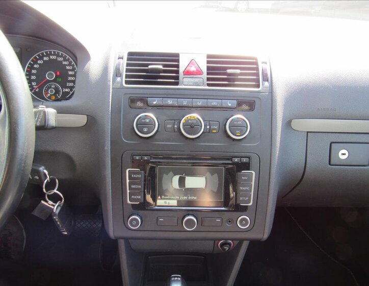 Volkswagen Touran Kombi 1,4 l 103 kw