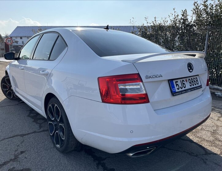Škoda Octavia Sedan 2,0 l 135 kw