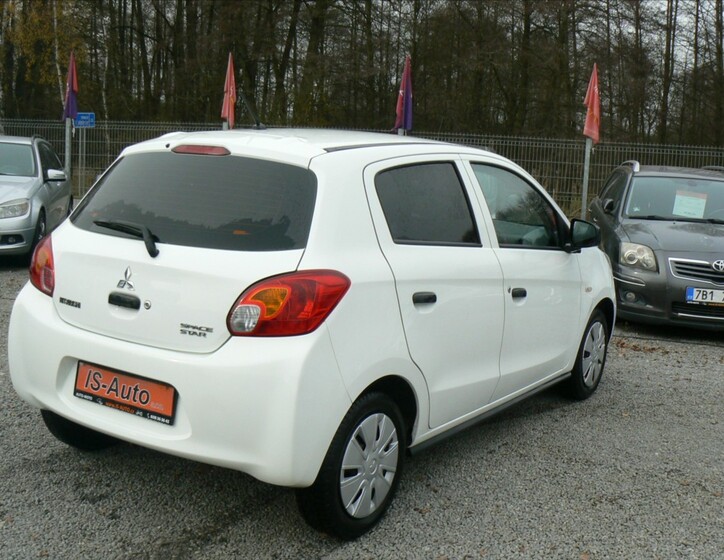 Mitsubishi Space Star 4