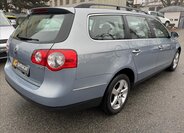 Volkswagen Passat Kombi 2,0 l 103 kw