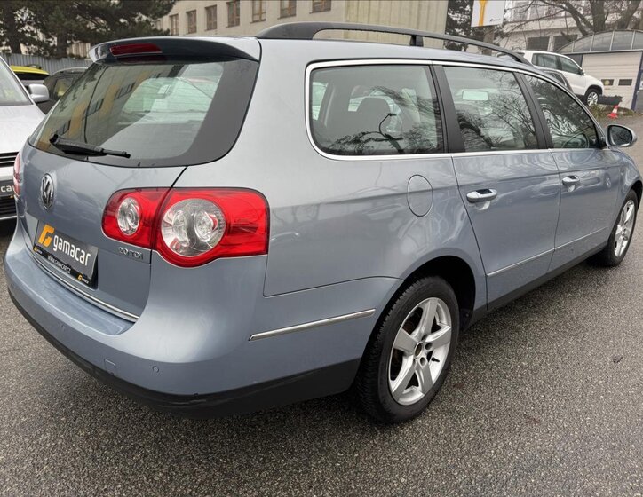 Volkswagen Passat Kombi 2,0 l 103 kw