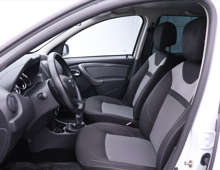 Dacia Duster SUV 1,6 l 84 kw