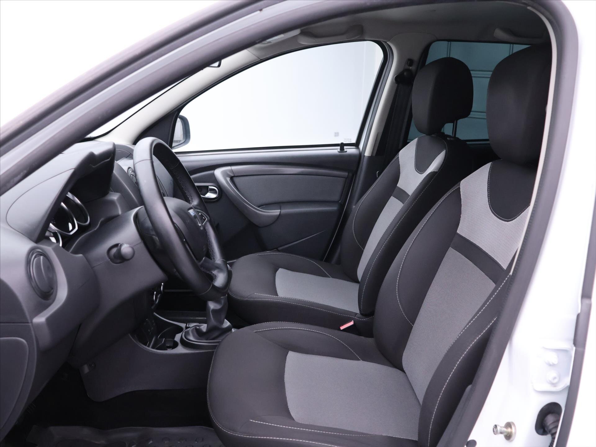 Dacia Duster SUV 1,6 l 84 kw