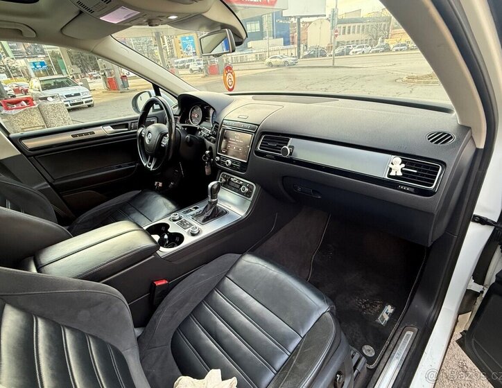 Volkswagen Touareg SUV 0,0 193 kw