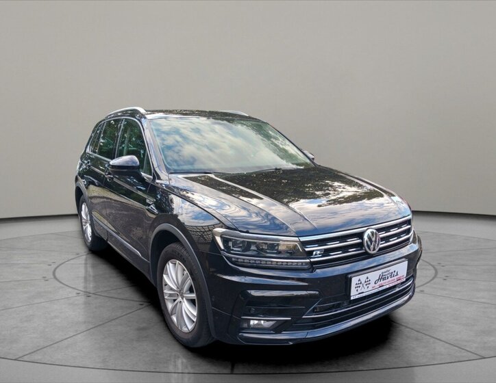 Volkswagen Tiguan 1