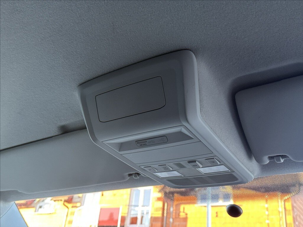 Volkswagen Transporter Skříň 2,0 l 110 kw