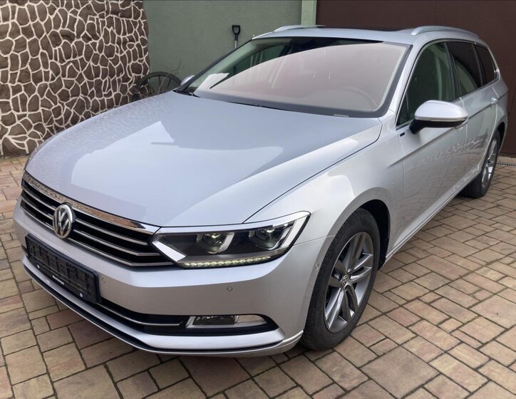 Volkswagen Passat Kombi 1,4 l 110 kw