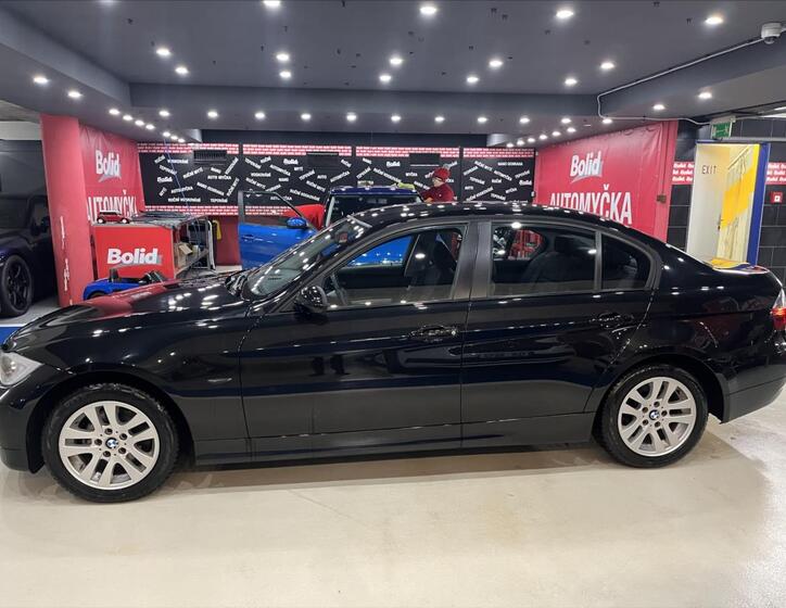 BMW Řada 3 2