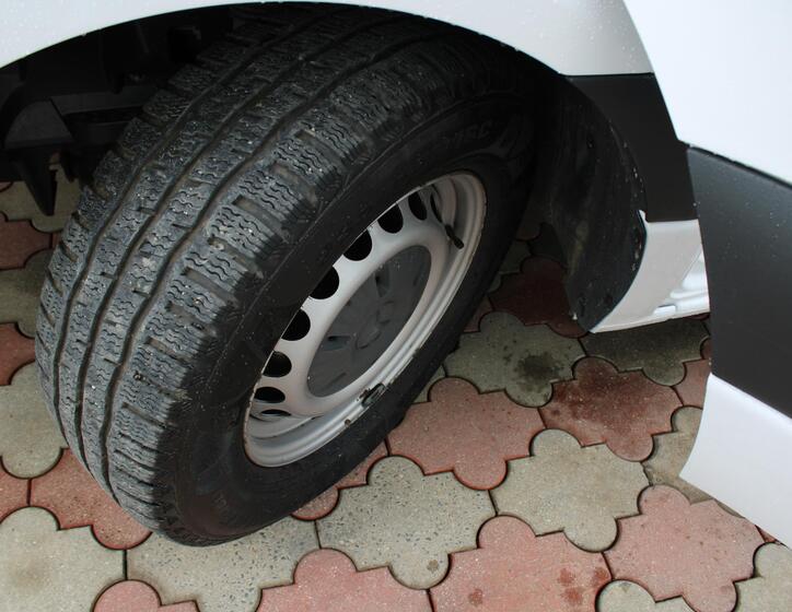 Mercedes-Benz Sprinter 13