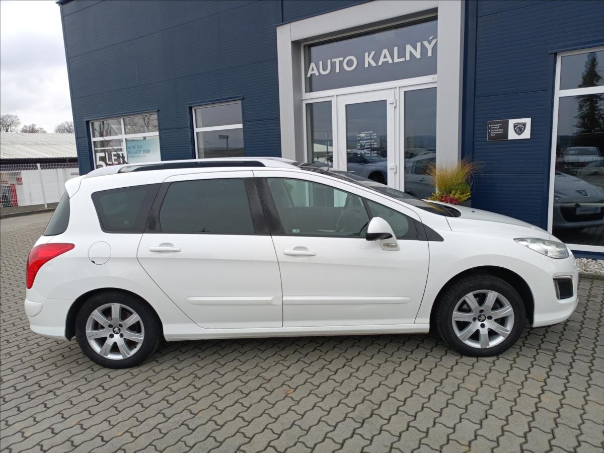 Peugeot 308 Kombi 1,6 l 686 kw