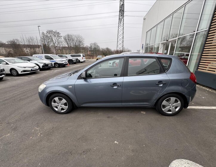 KIA Ceed Hatchback 1,4 l 80 kw