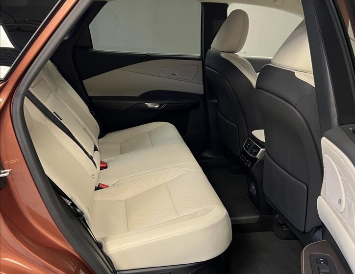 Lexus RX 450h plus SUV 2,5 l 227 kw