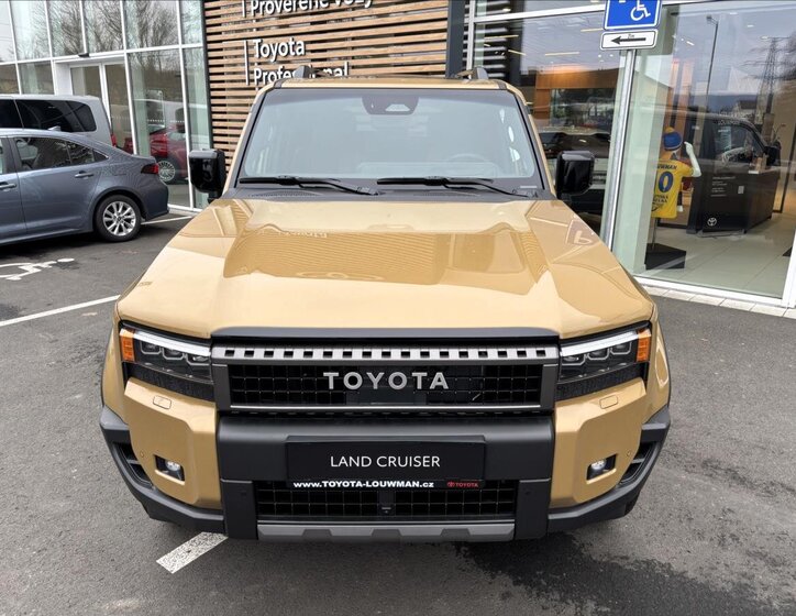 Toyota Land Cruiser SUV 2,8 l 150 kw