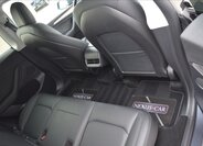 Tesla Model Y SUV / Terénní 0,0 378 kw