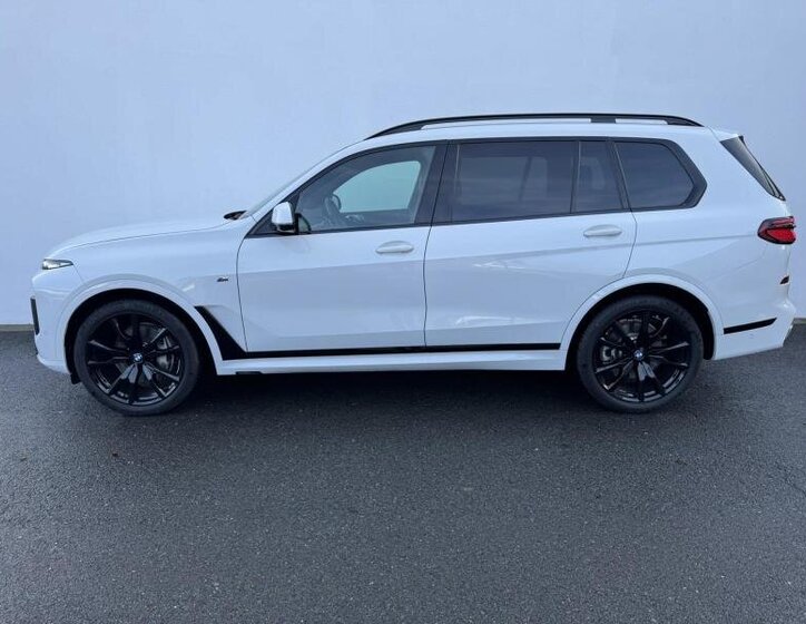 BMW X7 4
