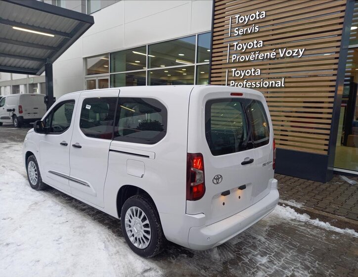 Toyota ProAce City Verso MPV 1,5 l 74 kw