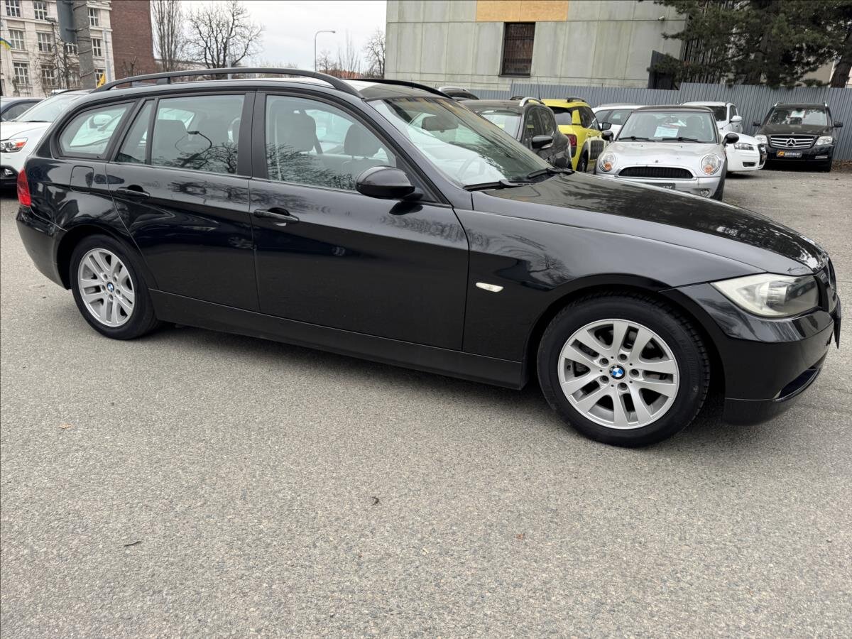 BMW Řada 3 Kombi 2,0 l 120 kw