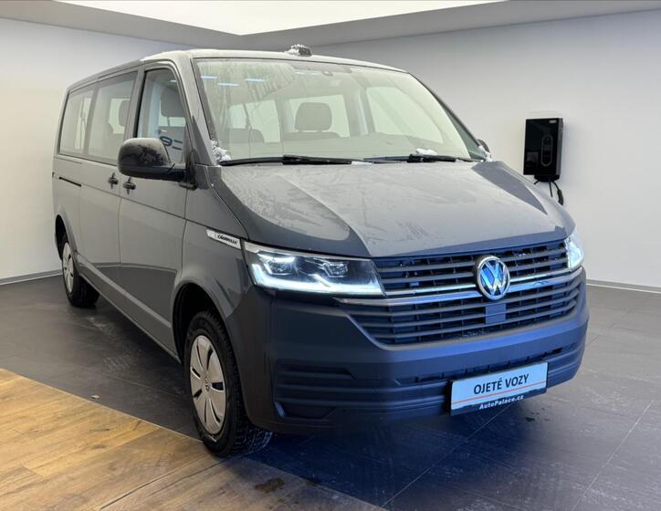 Volkswagen Caravelle 3