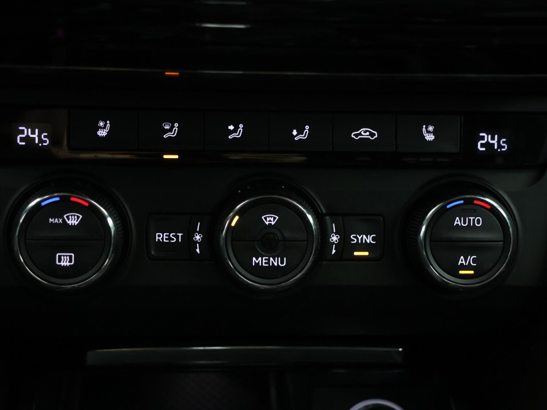 Škoda Superb Kombi 2,0 l 140 kw