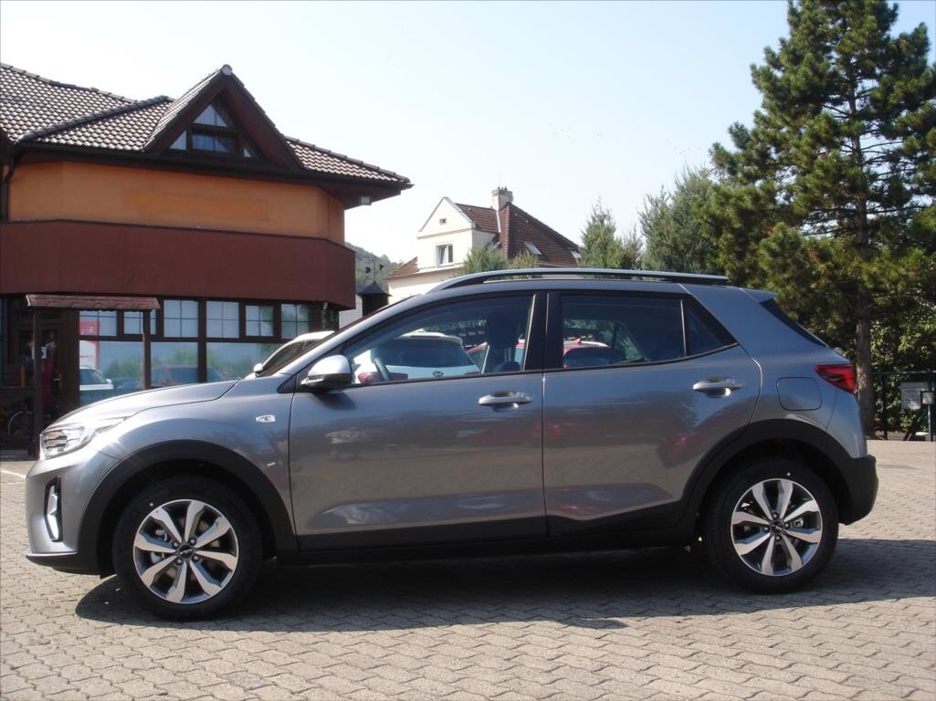 KIA Stonic SUV 1,2 l 58 kw