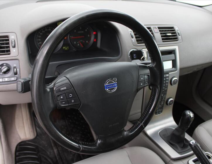 Volvo V50 14