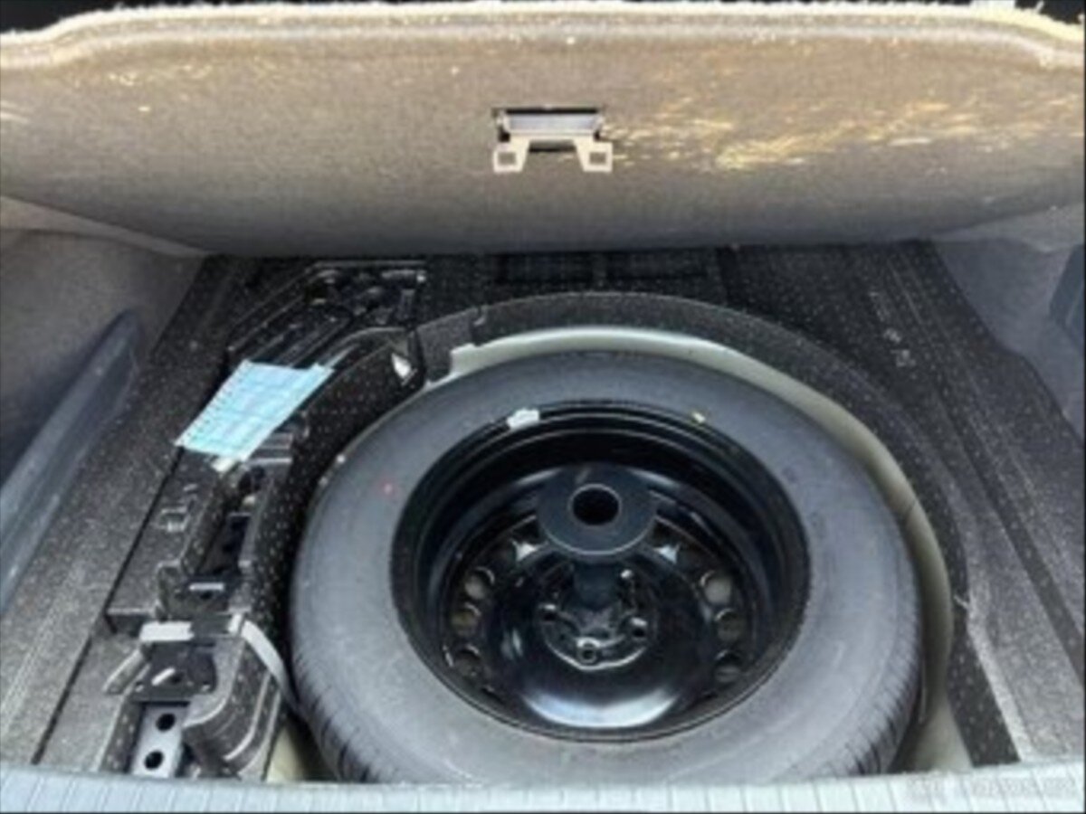 Volkswagen Passat Sedan / Limuzína 0,0 110 kw