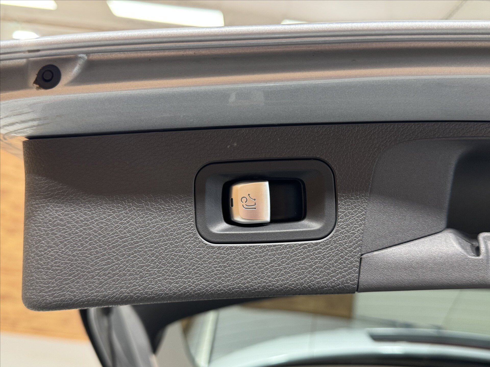 Mercedes-Benz Třídy E Kombi 2,9 l 243 kw