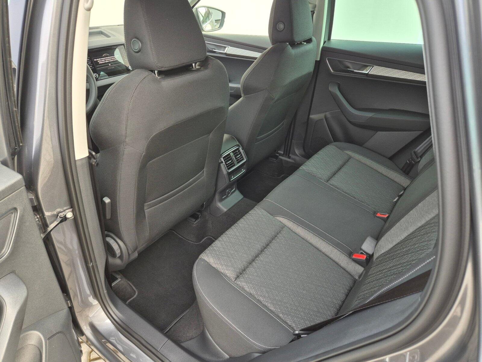 Škoda Karoq SUV 1,5 l 110 kw