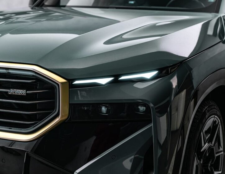 BMW XM SUV 4,4 l 360 kw