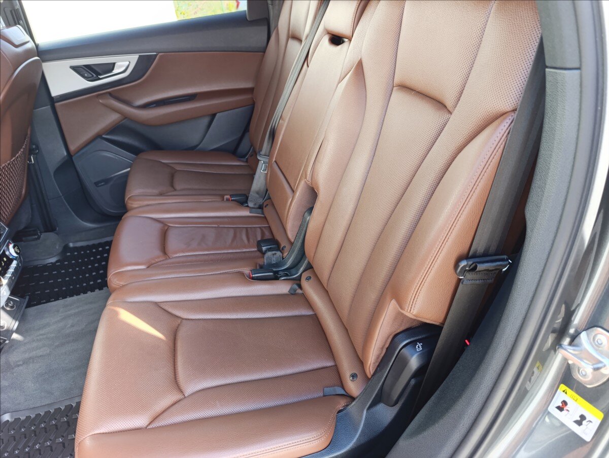 Audi Q7 SUV / Terénní 3,0 l 245 kw