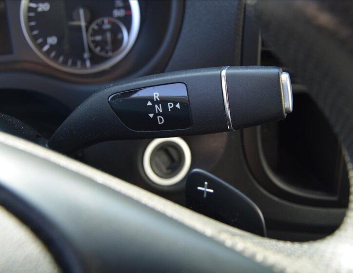 Mercedes-Benz Vito Kombi 2,1 l 140 kw