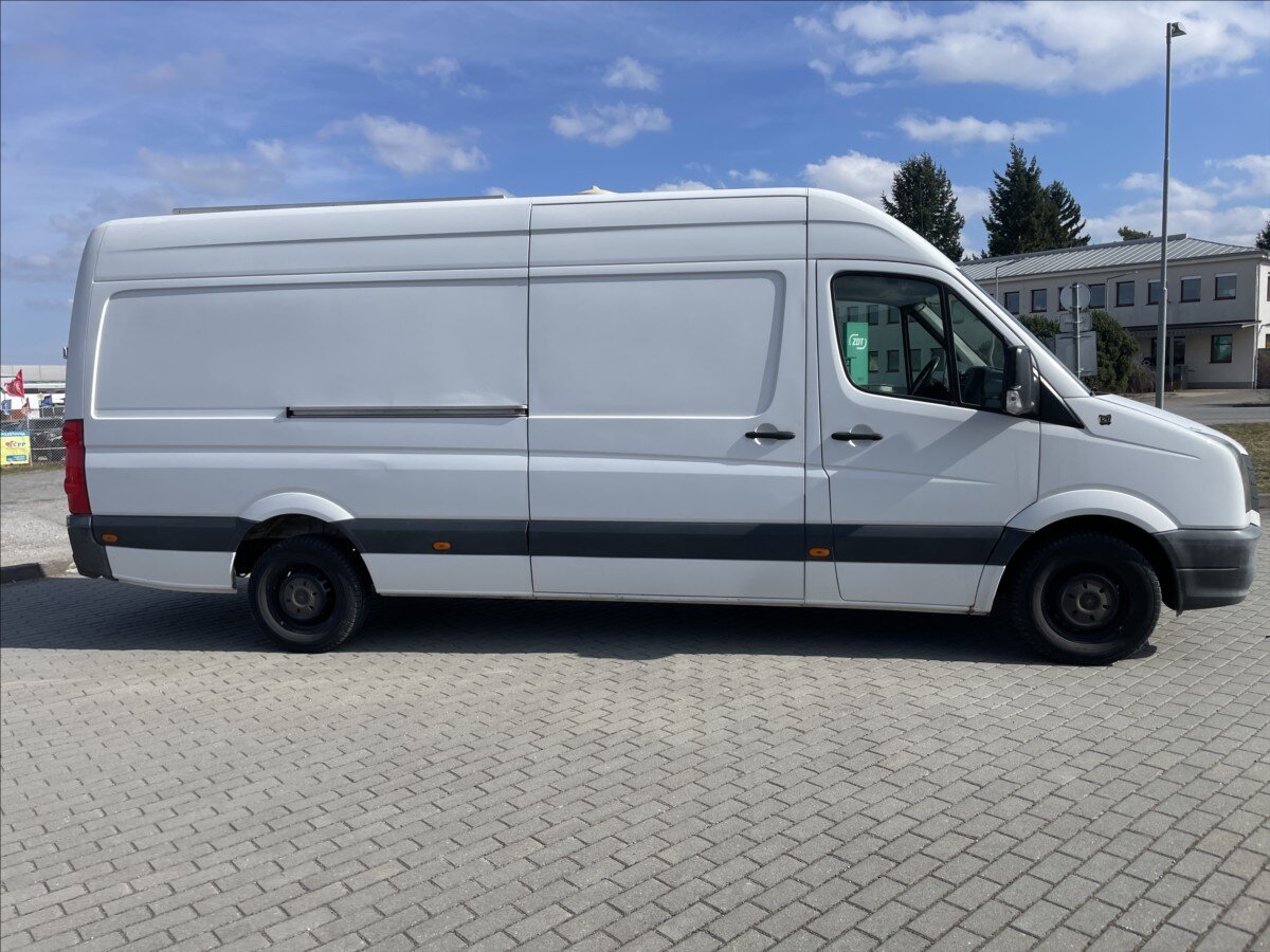 Volkswagen Crafter Skříň 2,0 l 120 kw