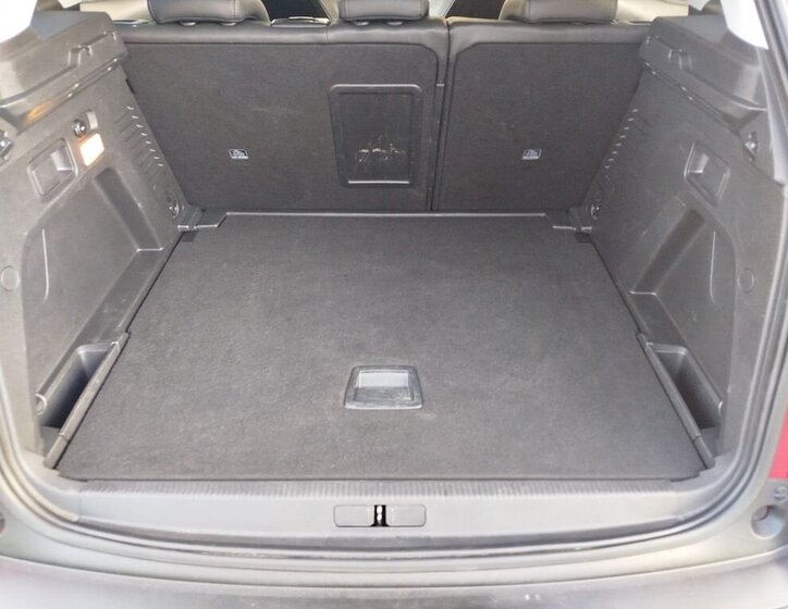 Peugeot 3008 SUV / Terénní 1,5 l 96 kw