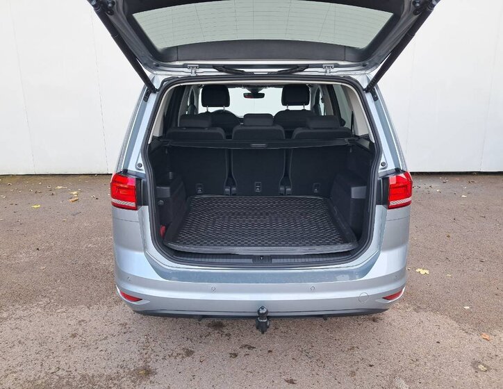 Volkswagen Touran 29