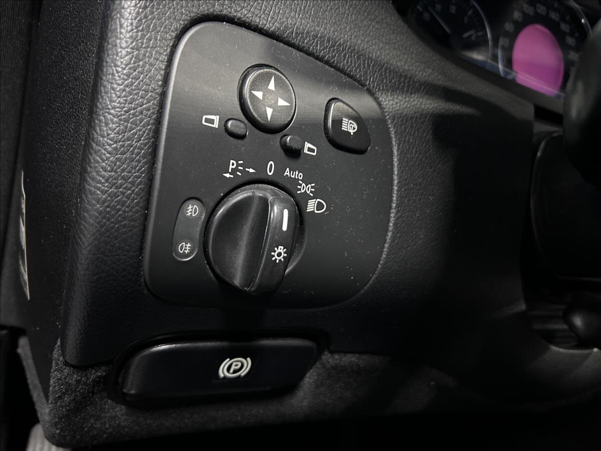 Mercedes-Benz CLK Kabriolet 3,0 l 170 kw