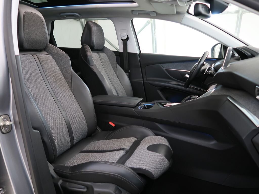 Peugeot 5008 SUV / Terénní 1,2 l 96 kw